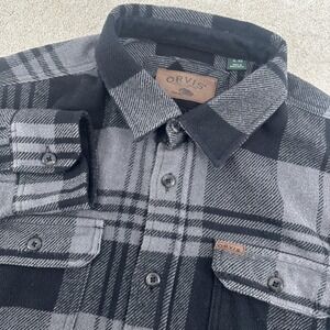 Orvis Shirt Mens XL Gray Plaid Flannel Button Front Long Sleeve Casual Outdoor